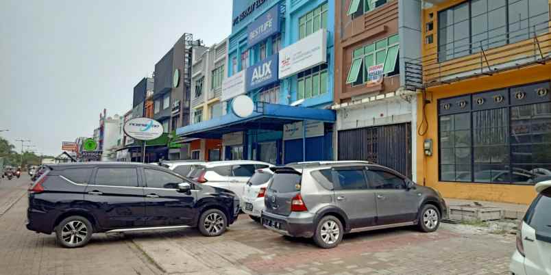 ruko elang laut jl bulevard raya di pik 1
