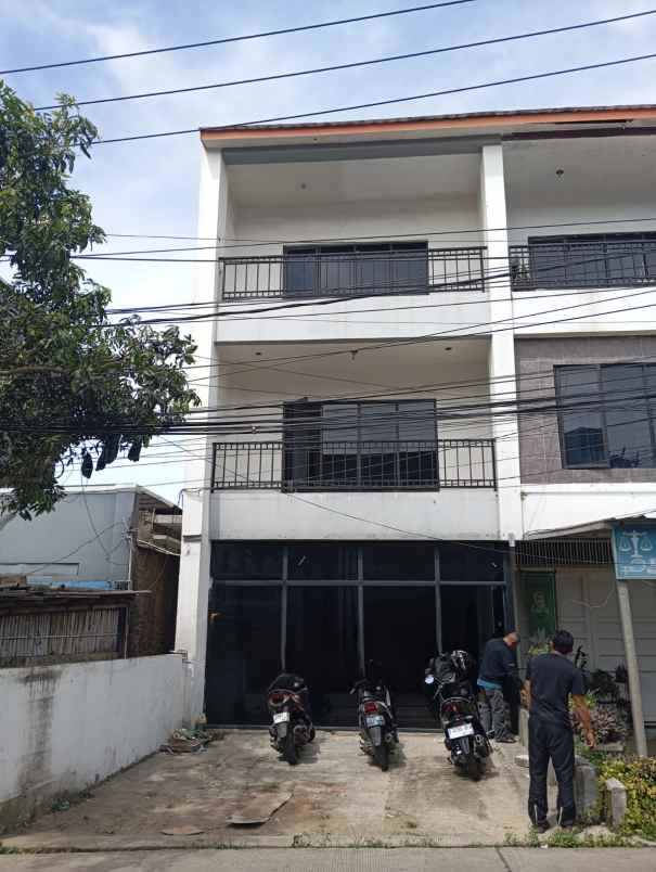 ruko mainroad ciwaruga 3 lantai cocok untuk usaha