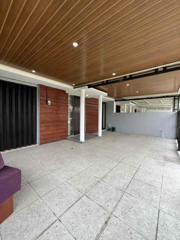 rumah 2 lantai 10 x 12