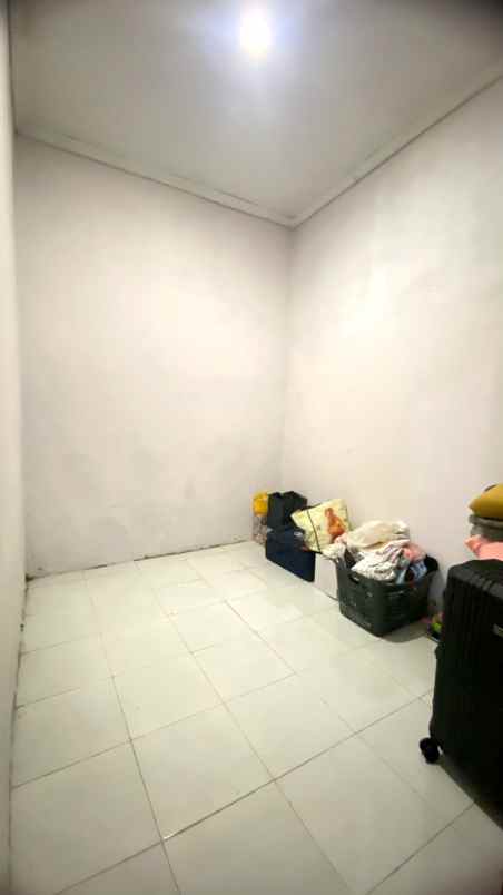 rumah 2 lantai cibinong