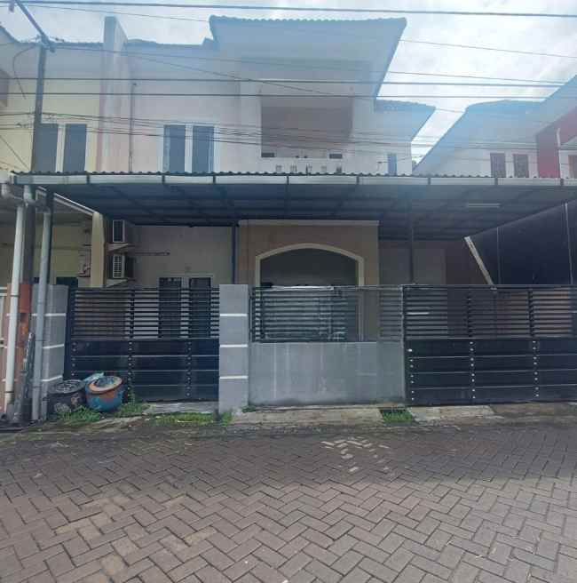 rumah 2 lantai jambangan siap huni dekat royal plaza