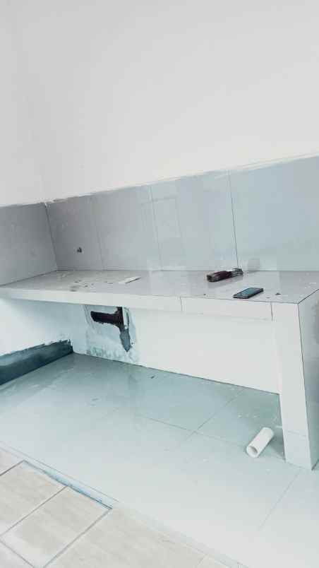 rumah 2 lantai lokasi dekat kawasan jatim park 1 batu