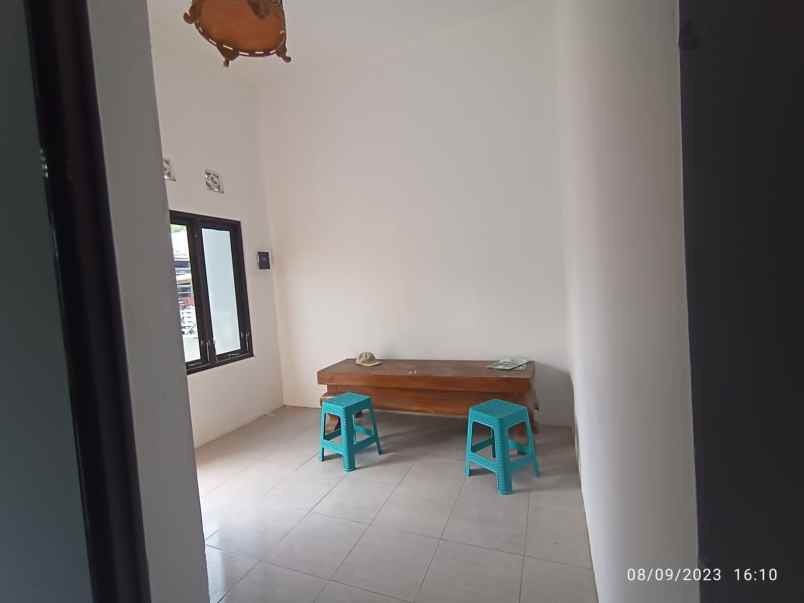 rumah 300jt an ditembalang luas tanah 120 meter