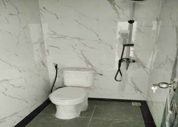 rumah bagus 3 lantai garasi 5 mobil di mampang jaksel