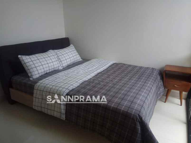 rumah baru dalam town house di sawangan