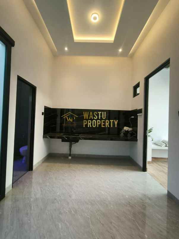 rumah baru desain industrial dalam cluster di sleman