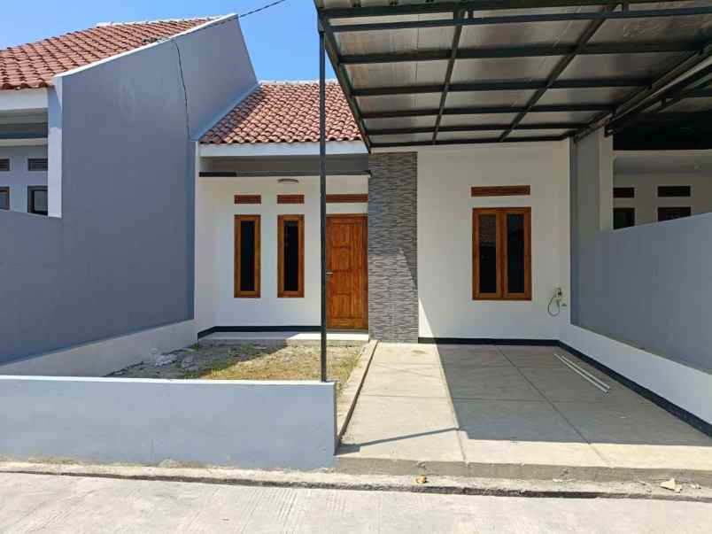 rumah cantik murah lokasi strategis