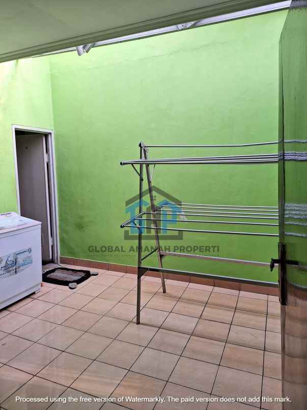 rumah cihanjuang selangkah pemkot cimahi full bangunan