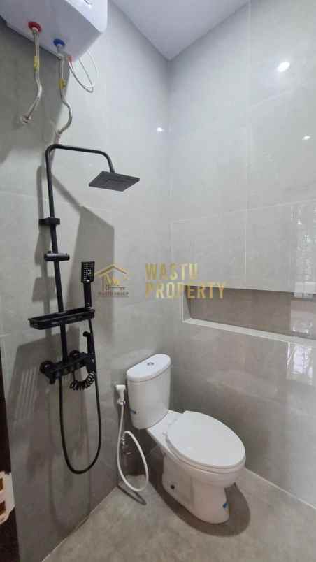 rumah classic di purwomartani kalasan shm terbaik