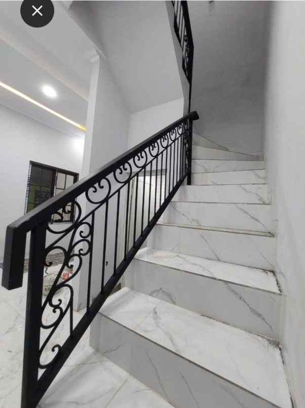 rumah classic modetn minimalis di beji kots depok