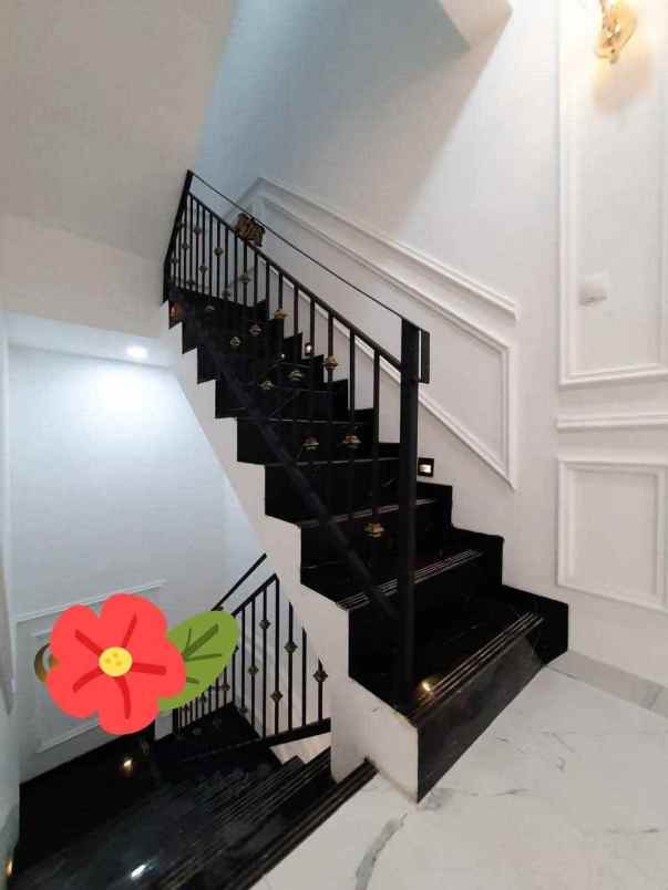 rumah di raden sanim tanah baru beji depok