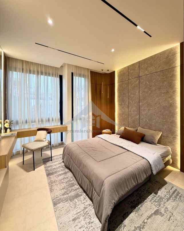 rumah dijual dalam cluster exclusive bebas banjir