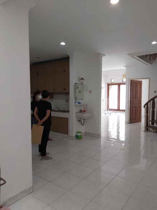 rumah gading elok kelapa gading