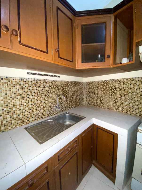 rumah gombel permai dekat undip include perabotan