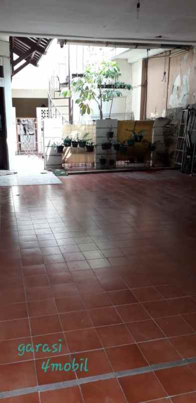 rumah intan cilandak barat