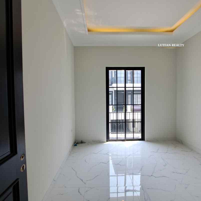 rumah jagakarsa american classic dalam cluster