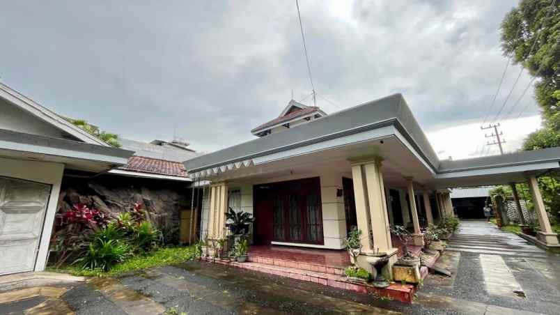 rumah jalan dr cipto malang dekat kampus unbra araya