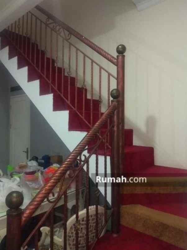 rumah jati bening bekasi jawa barat