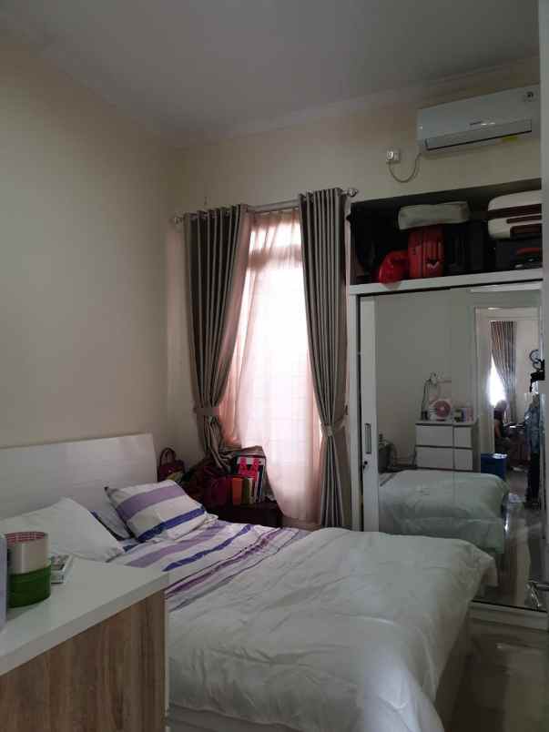 rumah jati bening bekasi jawa barat