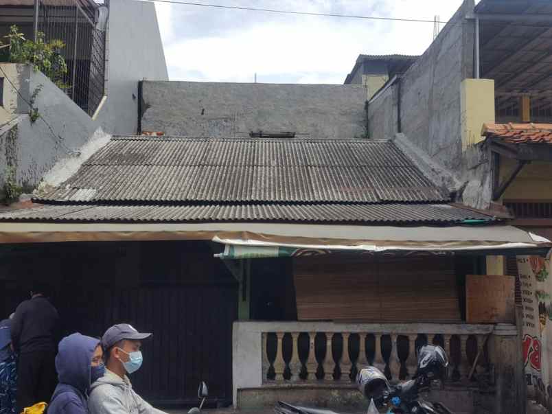 rumah jl h barat kebon baru kec