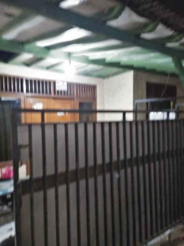 rumah jl h barat kebon baru kec