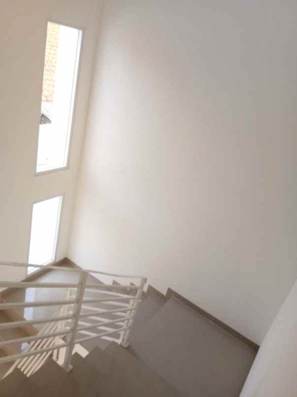 rumah jl jati makmur raya bekasi