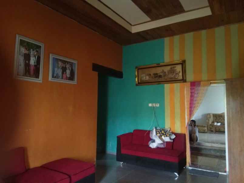 rumah jl jend sidomulyo gg