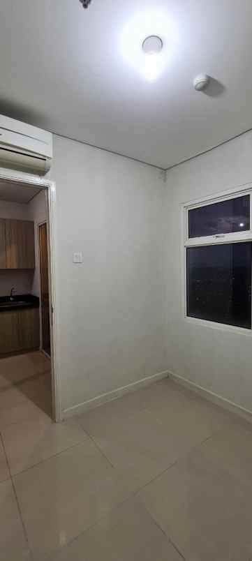 rumah jl letjend s parman