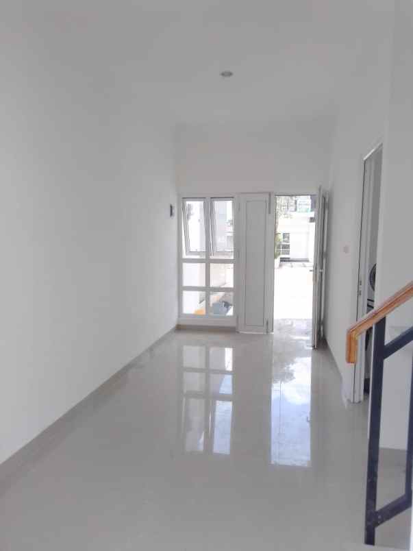 rumah jl mujahidin no 54 parigi baru