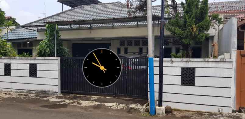 rumah jl raya jatiwaringin