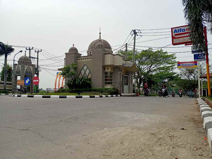 rumah jl tugu pilar kihajar