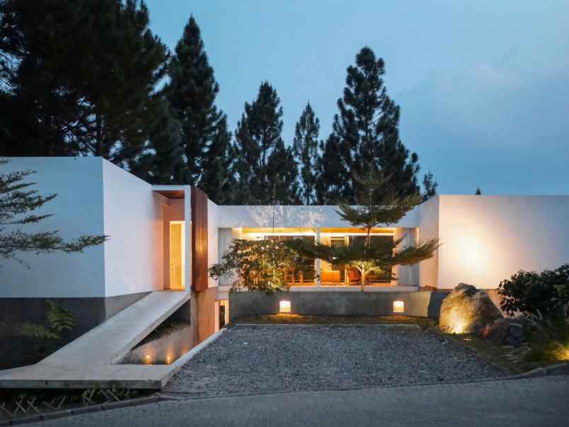 rumah jln pakar timur ciburial