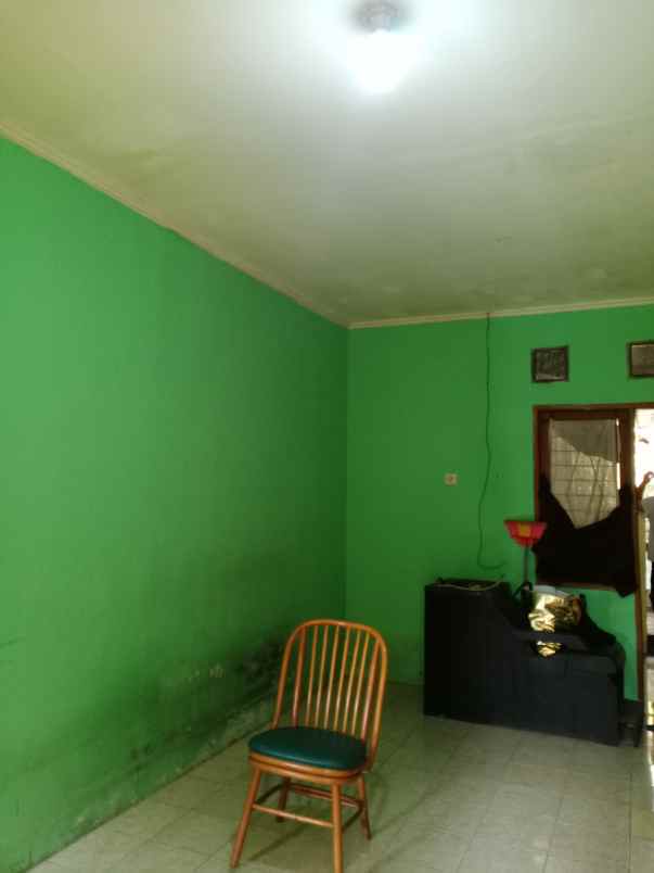 rumah jln raya sawangan permai