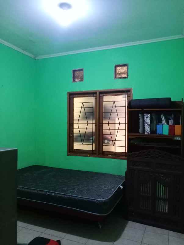 rumah jln raya sawangan permai