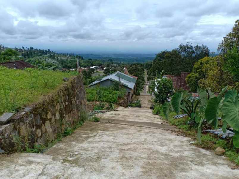rumah kawasan wisata alam