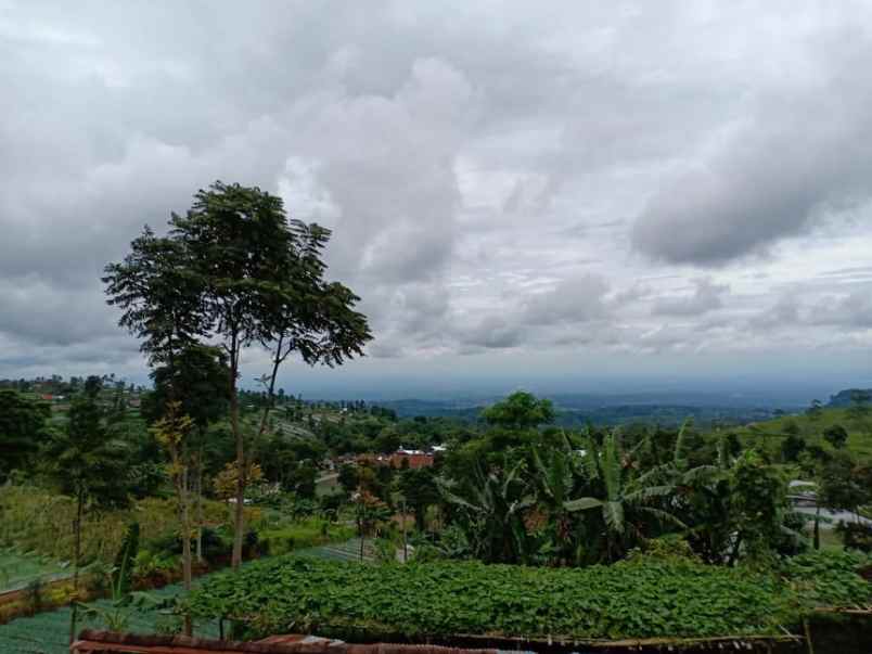 rumah kawasan wisata alam