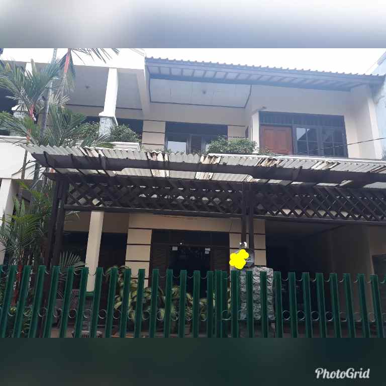 rumah komplek raya housing