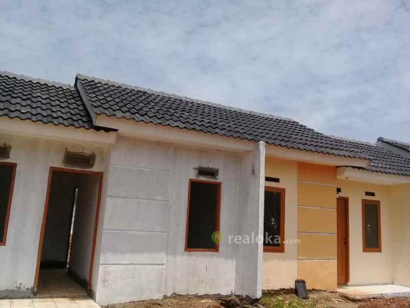 rumah lemah abang cikarang