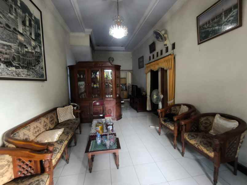 rumah manyaran semarang barat