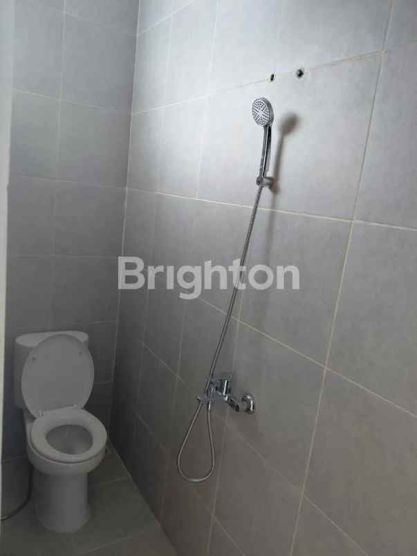 rumah minimalis baru 2 lantai east point