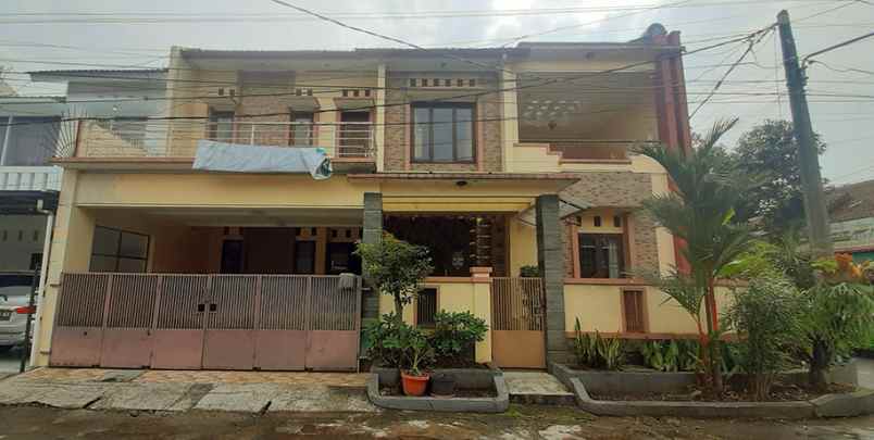rumah minimalis full furnish di arcamanik bandung