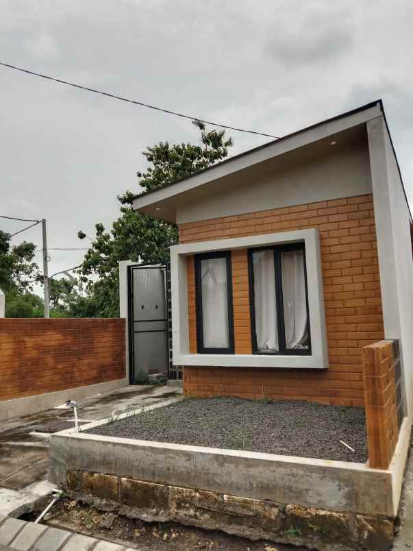 rumah minimalis murah bernuansa villa