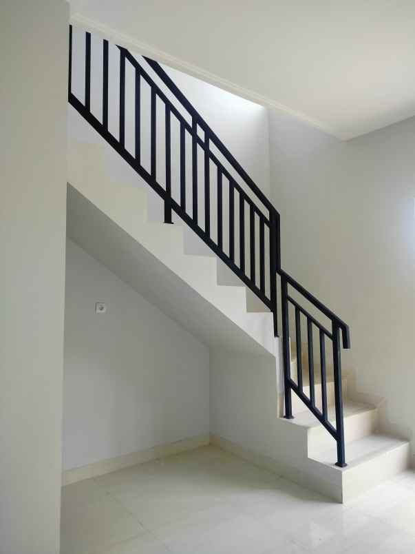 rumah murah 2 lantai sawangan depok