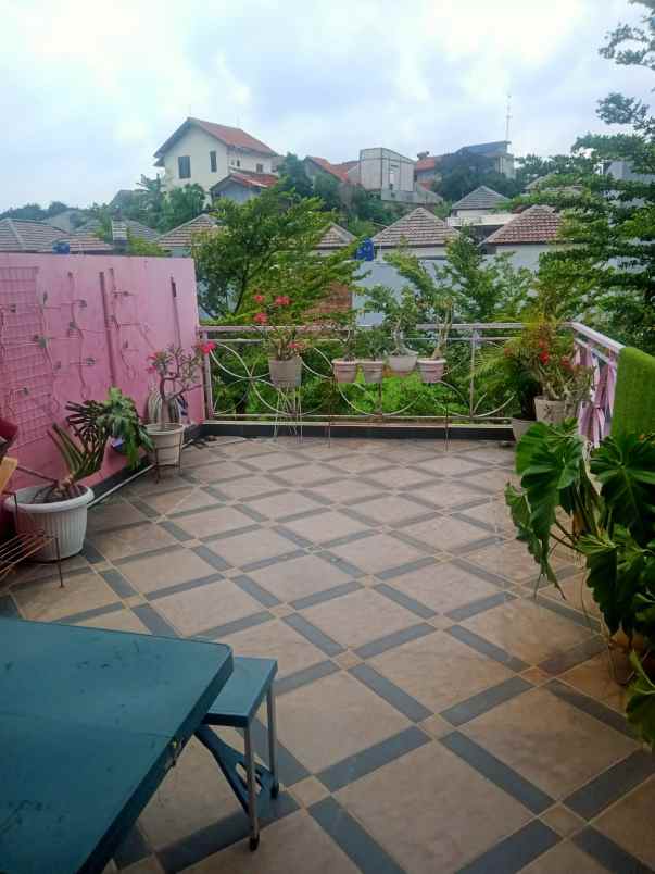 rumah pink 2 lt 5 kt perum puri depok mas nego