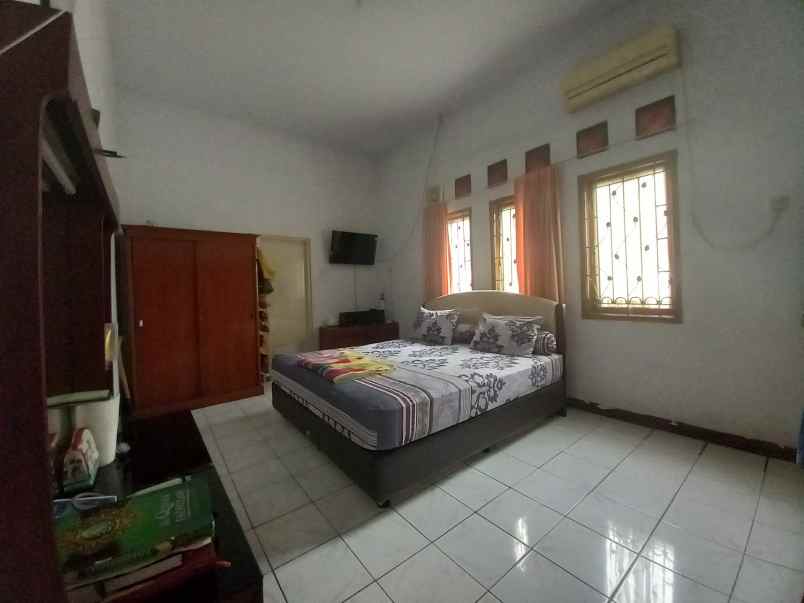 rumah pondok kelapa jakarta