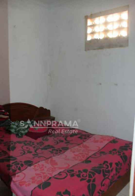 rumah second tanah luas ciputat sdh