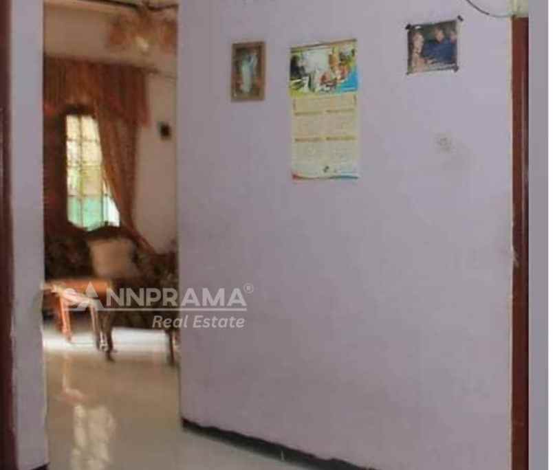 rumah second tanah luas ciputat sdh