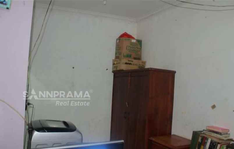 rumah second tanah luas ciputat sdh