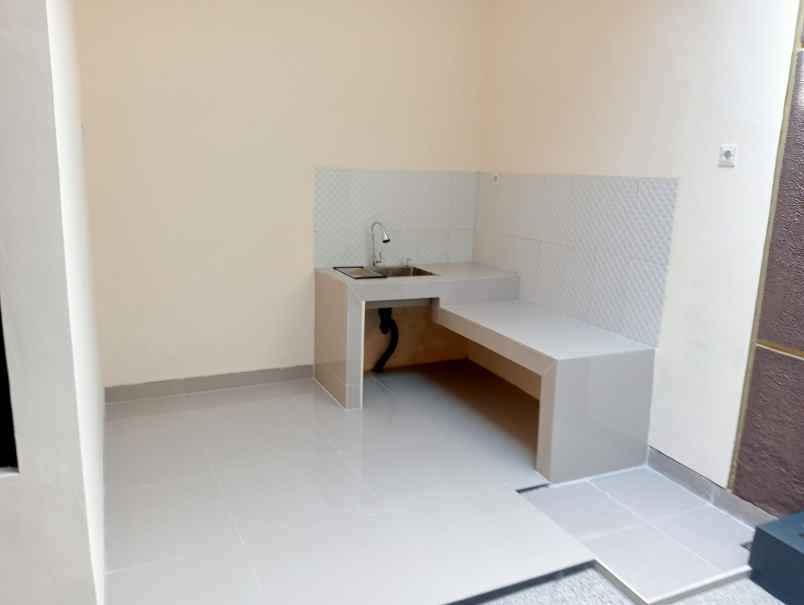 rumah semarang barat baru shm di wologito free kanopi