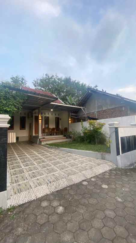 rumah sewon bantul 8 menit kampus isi shm imb